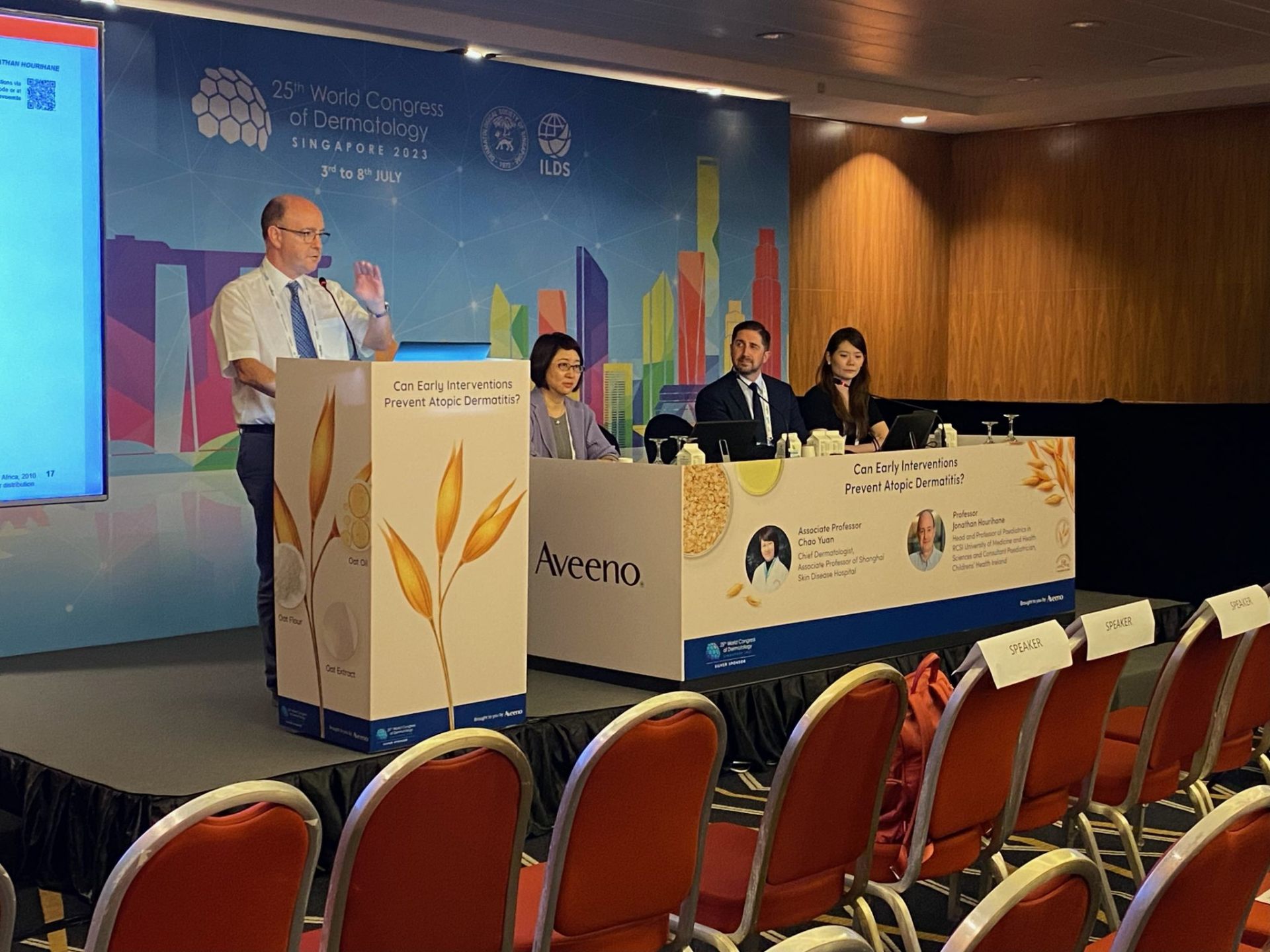 Aveeno atopic dermatitis session panel at WCD 2023